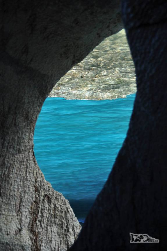 Visão do interior da Capela de Mármore, no lago General Carrera, região de Puerto Rio Tranquilo, na Carretera Austral, sul do Chile